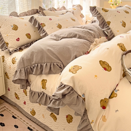91家纺网 家纺一手货源 找家纺 纽缦家纺2025新款云感提花双层纱床盖韩版四件套 奇妙小熊米