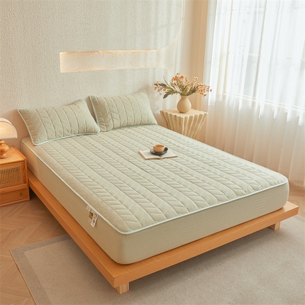 91家纺网 家纺一手货源 找家纺 （总）优眠坊 2025新品日式无印风全棉色织水洗棉夹棉加厚抗菌纤维绗缝床笠