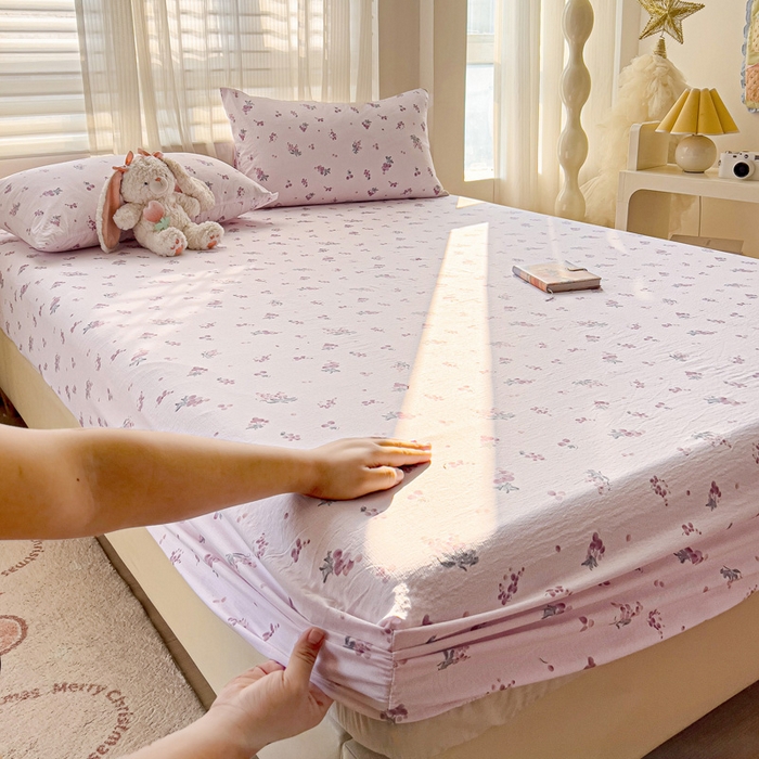 91家纺网 家纺一手货源 找家纺 纽缦家纺 2025新款云感提花双层纱床笠 葡萄七分甜