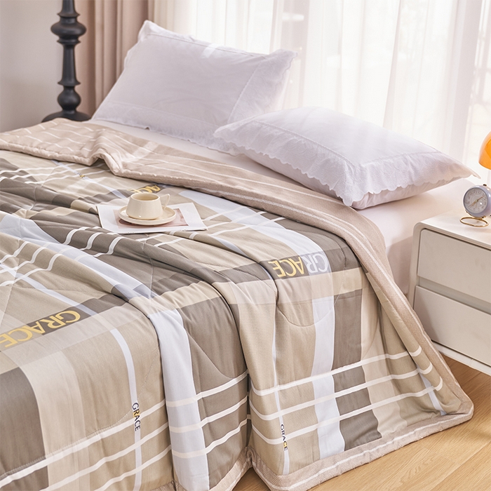 91家纺网 家纺一手货源 找家纺 羽梦家纺2025新款新疆棉花全棉夏凉被 奇彩空间