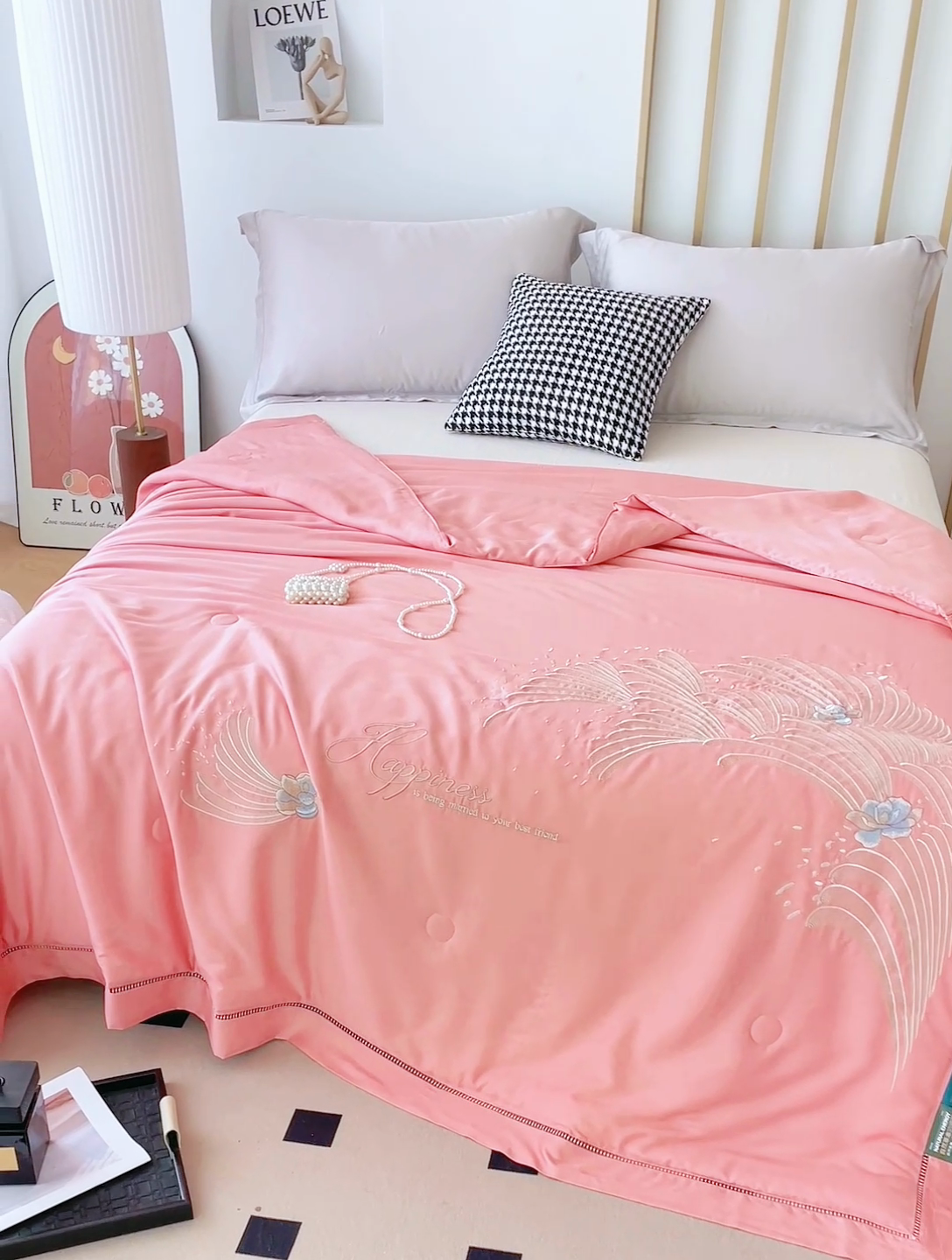 91家纺网 家纺一手货源 找家纺 优姿家纺 2025新款60S天丝绣花镂空夏被 肉粉色1