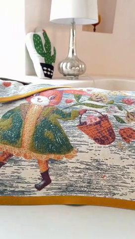 91家纺网 家纺一手货源 找家纺 爱港家纺 2025新款全棉纱布-萌宠治愈系列枕巾 采花兔52*75cm