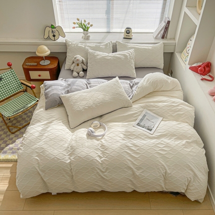 91家纺网 家纺一手货源 找家纺 麒东家纺  2025年新款水洗棉春夏菱形格双拼小清新高品质四件套 菱形格-白灰