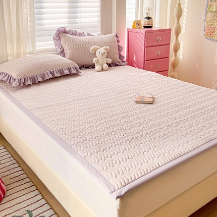 纽缦家纺2025新款云感提花双层纱夹棉床垫 倾心紫