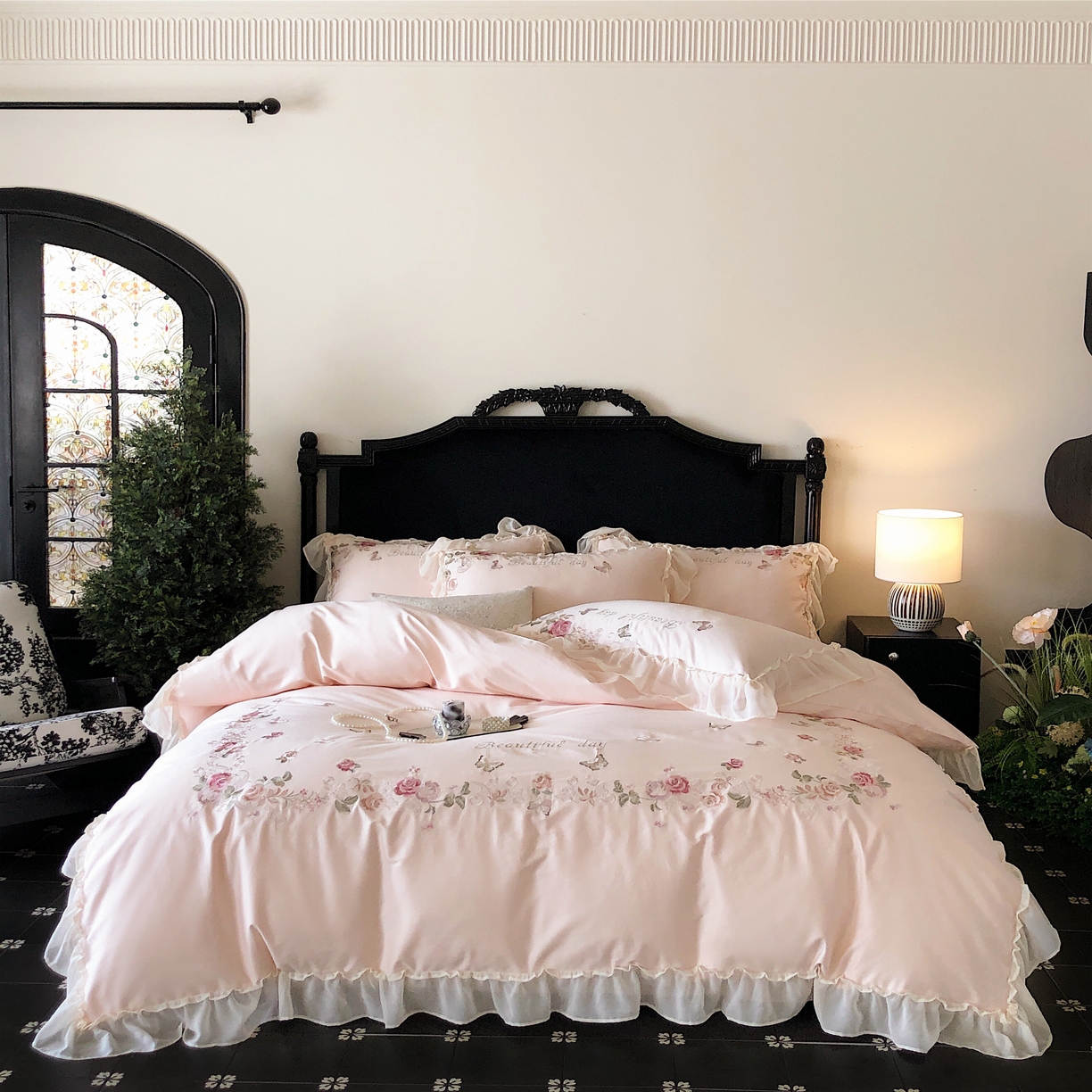 91家纺网 家纺一手货源 找家纺 馨蕊家居  2025年春夏新品100S高奢简约长绒棉系列—棉春溪 春溪-初夏粉