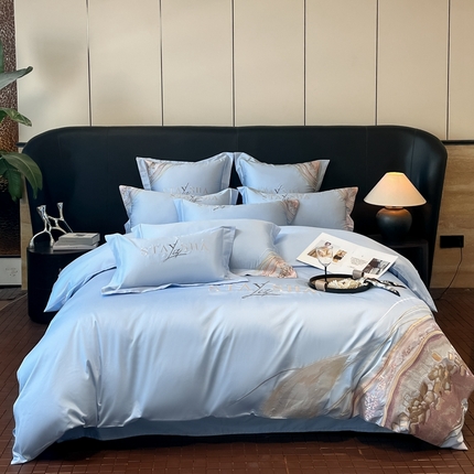 91家纺网 家纺一手货源 找家纺 博纳家纺 2025新款纯棉绣花四件套—琉璃 天蓝