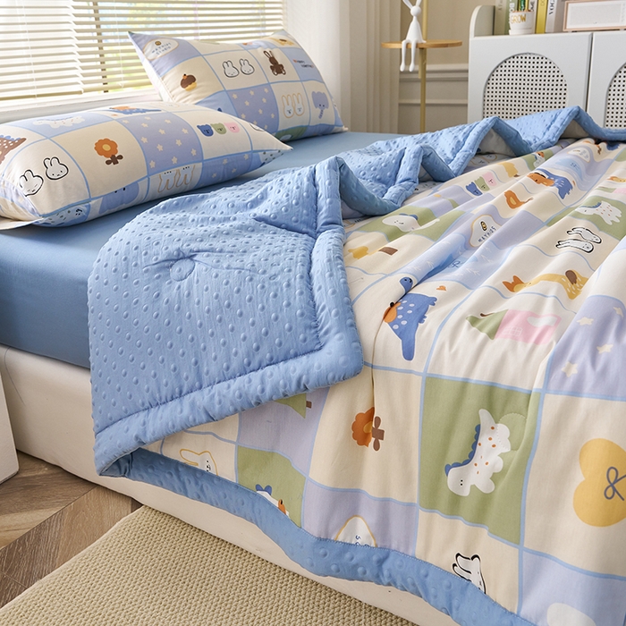 91家纺网 家纺一手货源 找家纺 暖阳 2025年新款纯棉豆豆夏被夏凉被被子被芯 豆豆-蜡笔画