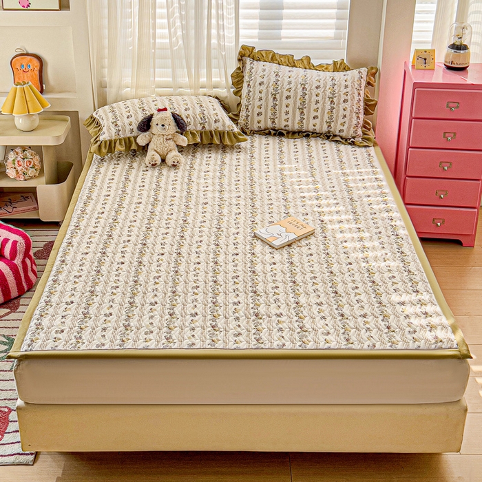 91家纺网 家纺一手货源 找家纺 纽缦家纺2025新款云感提花双层纱夹棉床垫 玫瑰哒