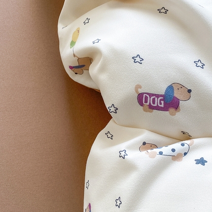 91家纺网 家纺一手货源 找家纺 富缦庭 2024新款直播爆款小清新印花牛奶绒床盖四件套 玫瑰香氛