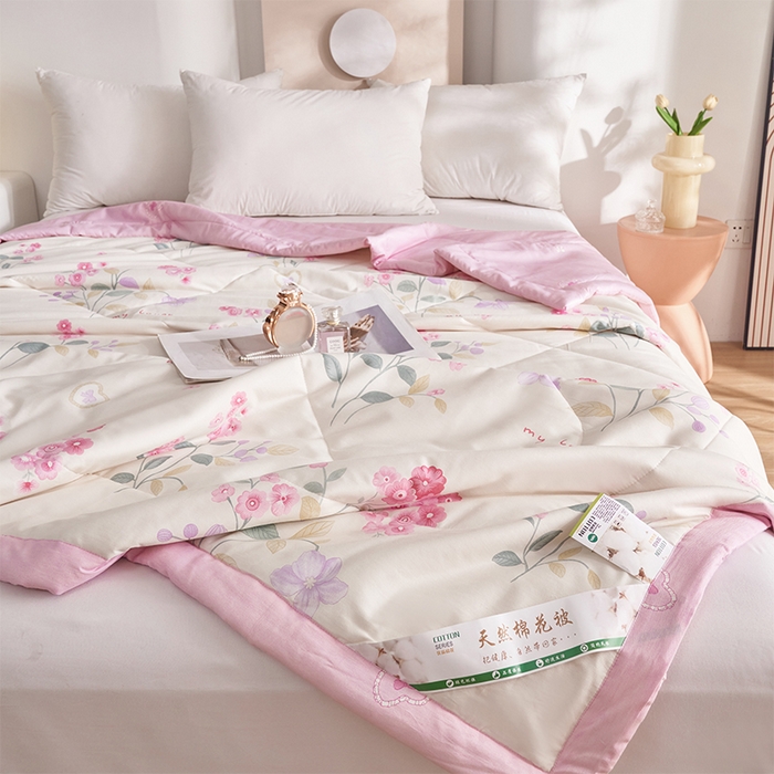 91家纺网 家纺一手货源 找家纺 羽梦家纺2025新款新疆棉花全棉夏凉被 浅花悠悠