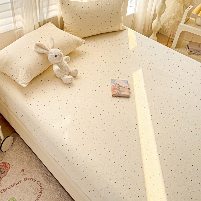 91家纺网 家纺一手货源 找家纺 纽缦家纺 2025新款云感提花双层纱床笠 波点世界