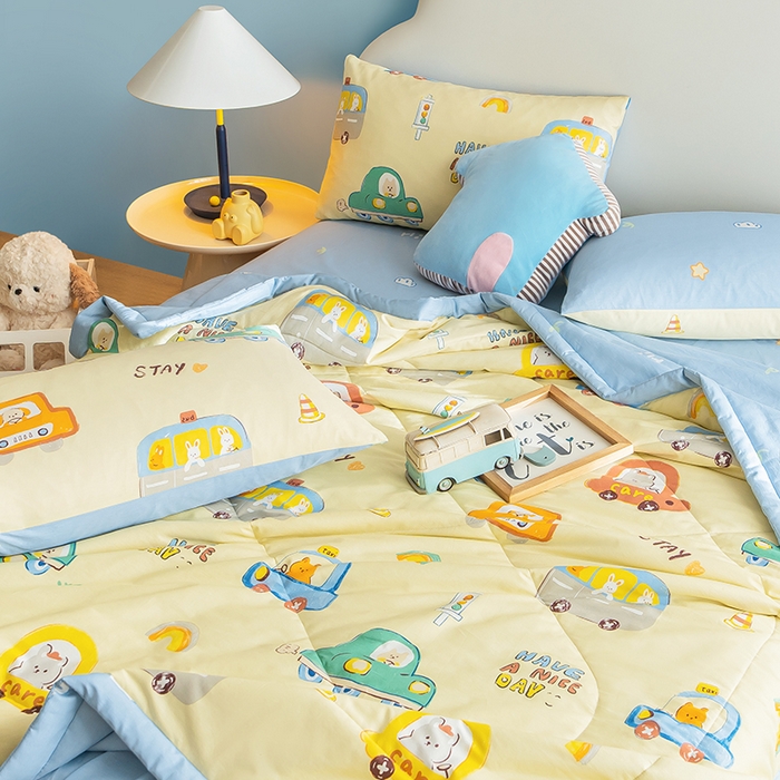 91家纺网 家纺一手货源 找家纺 暖阳 【同款地板价】2025年新款全棉印花棉花夏被四件套被子被芯 汽车乐园