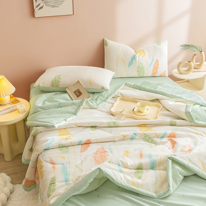 91家纺网 家纺一手货源 找家纺 暖阳 【同款地板价】2025年新款全棉印花棉花夏被四件套被子被芯 飘香麦穗