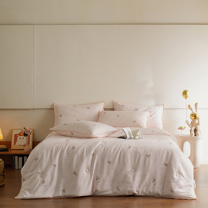 91家纺网 家纺一手货源 找家纺 暖阳 2025年新款大豆双层纱夏被四件套 萌萌兔