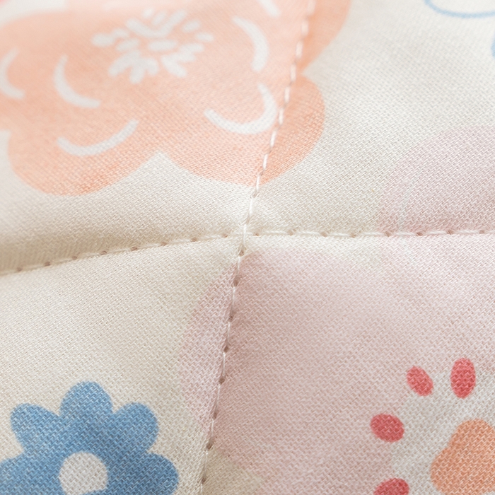 91家纺网 家纺一手货源 找家纺 暖阳 【同款地板价】2025年新款全棉印花棉花夏被四件套被子被芯 倾心之恋