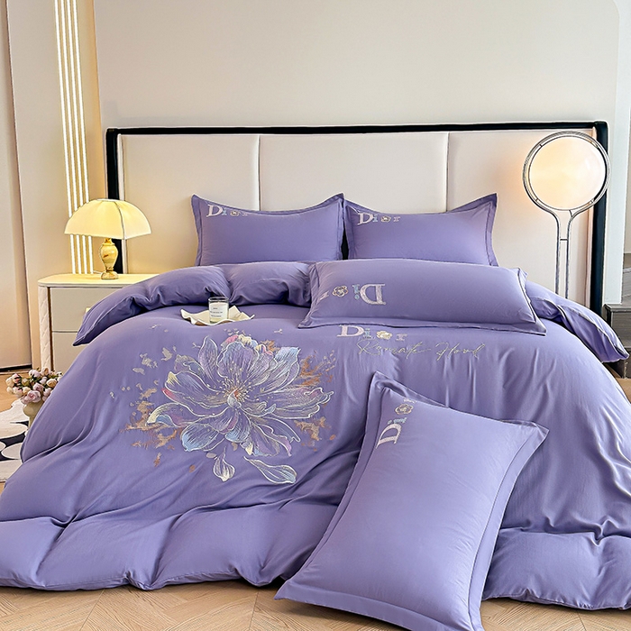 91家纺网 家纺一手货源 找家纺 大麦乐田 2025新款磨毛刺绣四件套 蒂素-梦幻紫