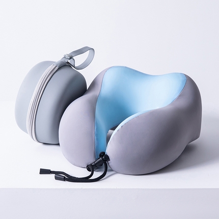 91家纺网 家纺一手货源 找家纺 2025新款U型记忆棉护颈枕 枕头枕芯 浅灰/只22*29*13cm-圆饼礼盒包装款