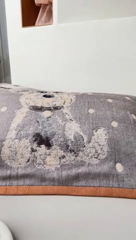 91家纺网 家纺一手货源 找家纺 爱港家纺 2025新款全棉纱布-萌宠治愈系列枕巾 朦胧狗52*75cm