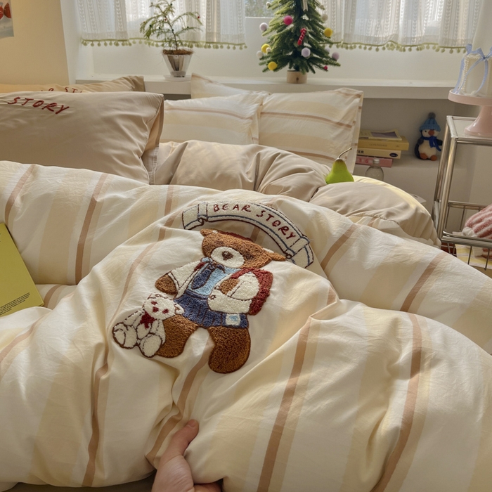 91家纺网 家纺一手货源 找家纺 桃心家居 2025新款A类亲肤舒适软糯云柔水洗棉印加绣卡通毛巾绣水洗棉系列 云柔水洗棉-印加绣英伦小熊