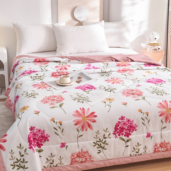 91家纺网 家纺一手货源 找家纺 羽梦家纺2025新款新疆棉花全棉夏凉被 山茶花开粉