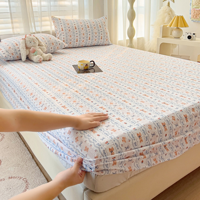 91家纺网 家纺一手货源 找家纺 纽缦家纺 2025新款云感提花双层纱床笠 他和她的兔