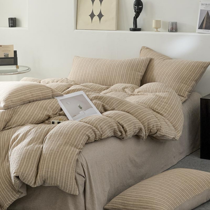 91家纺网 家纺一手货源 找家纺 AB家纺 2025新款三层款皱皱纱条纹四件套 小半-松果褐