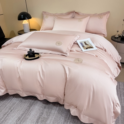 91家纺网 家纺一手货源 找家纺 KA家纺 2025春夏新款全棉绣花四件套 小香系列 小香粉