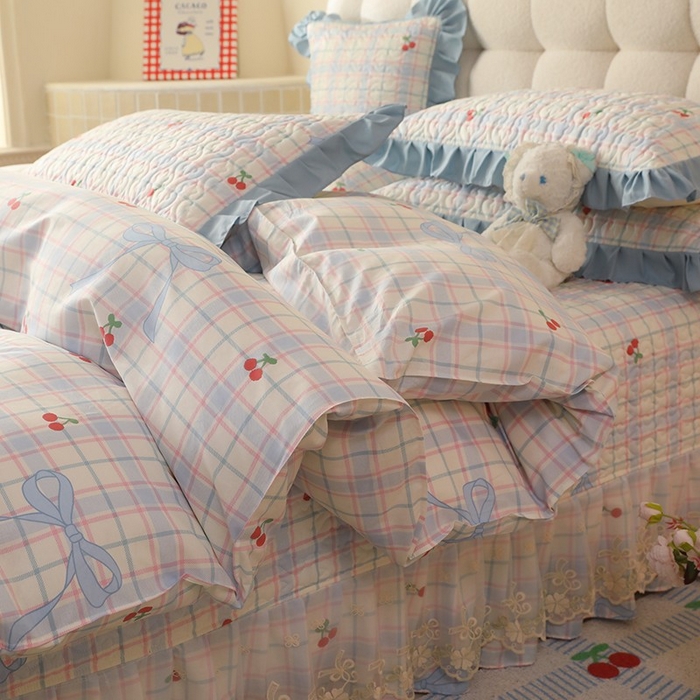 91家纺网 家纺一手货源 找家纺 美达家纺2025新款全棉蕾丝边单床盖四件套 樱桃乐园