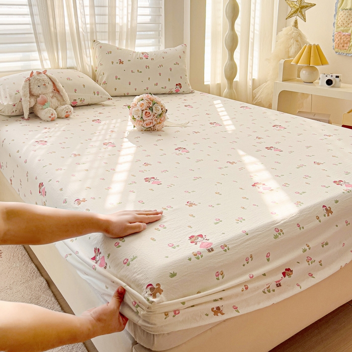 91家纺网 家纺一手货源 找家纺 纽缦家纺 2025新款云感提花双层纱床笠 蜜糖之恋