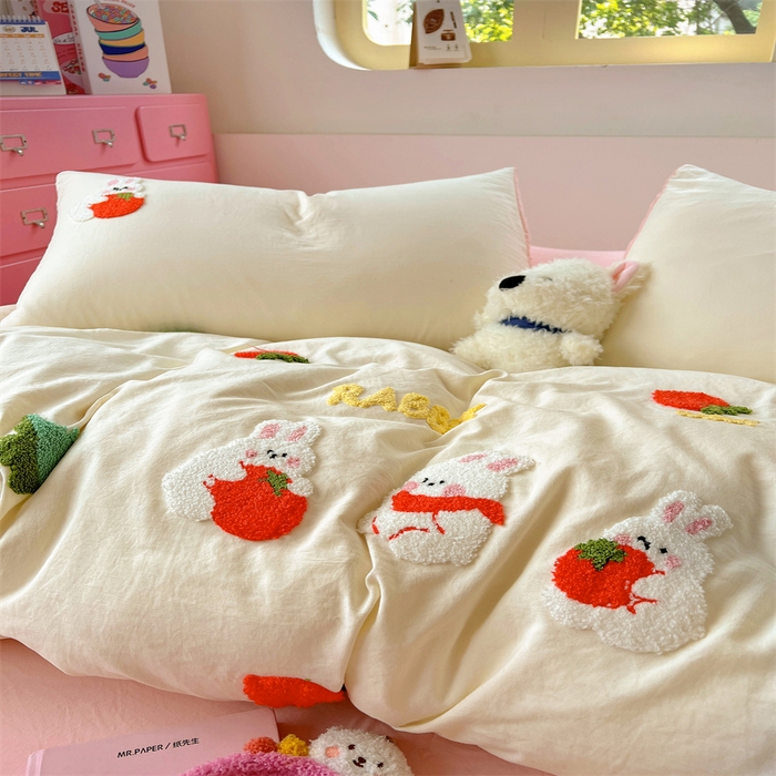 91家纺网 家纺一手货源 找家纺 易辰美 2025新款超柔水洗棉毛巾绣四件套 可爱免(米黄+粉玉)