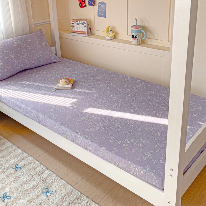 91家纺网 家纺一手货源 找家纺 纽缦家纺 2025新款云感提花双层纱学生床笠 恋如青柠香