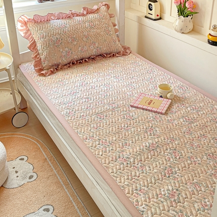 纽缦家纺 2025新款云感提花双层纱学生床垫 爱如星辰