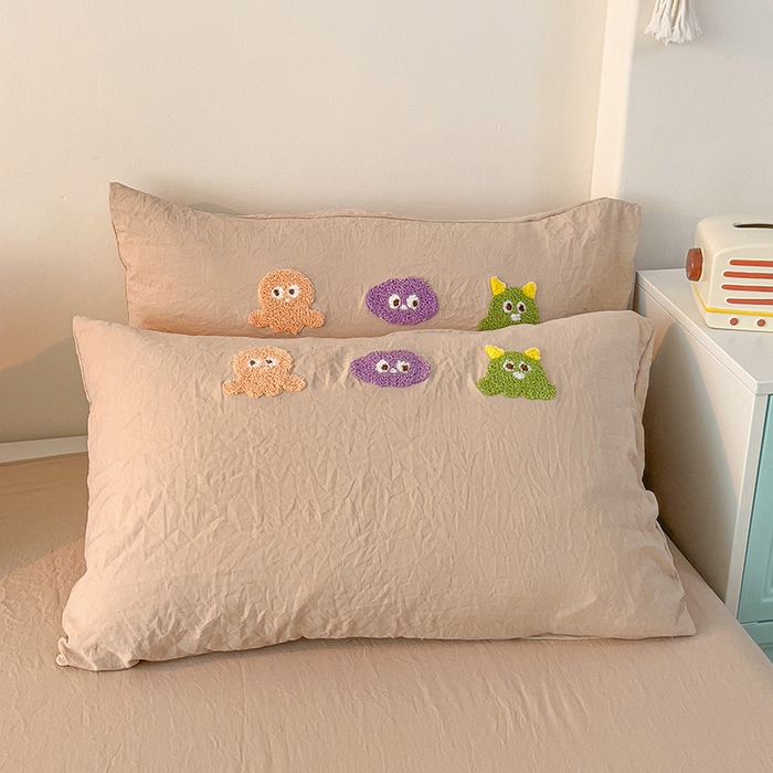 91家纺网 家纺一手货源 找家纺 韩巢家纺  2025超柔水洗棉毛巾绣床上用品四件套-小精灵系列（提供卖家秀 ） 小精灵奶咖