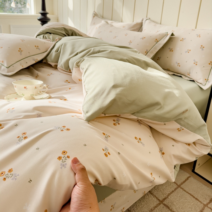 91家纺网 家纺一手货源 找家纺 可思家纺2025新款可思-简单款双层纱套件 铃兰花语