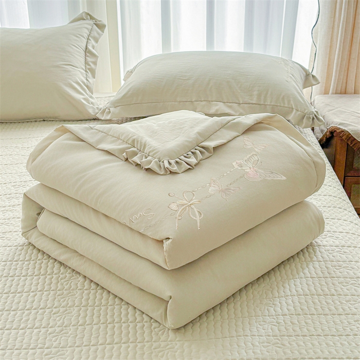 91家纺网 家纺一手货源 找家纺 恒爱家纺 2025新款糯糯棉庄生梦蝶单夏被 庄生梦蝶-翠绿