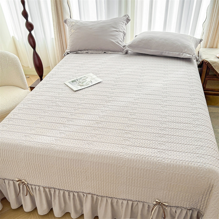 91家纺网 家纺一手货源 找家纺 恒爱家纺 2025新款糯糯棉庄生梦蝶夏被床盖四件套-终版 庄生梦蝶-浅灰