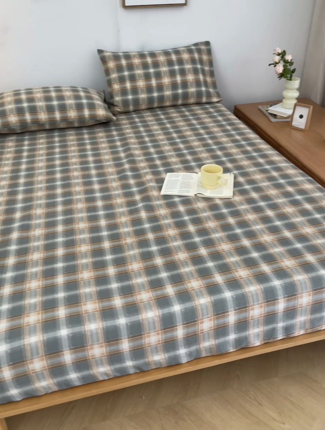 91家纺网 家纺一手货源 找家纺 棉乐町家居  2025新款原棉粗布床笠 摩卡格