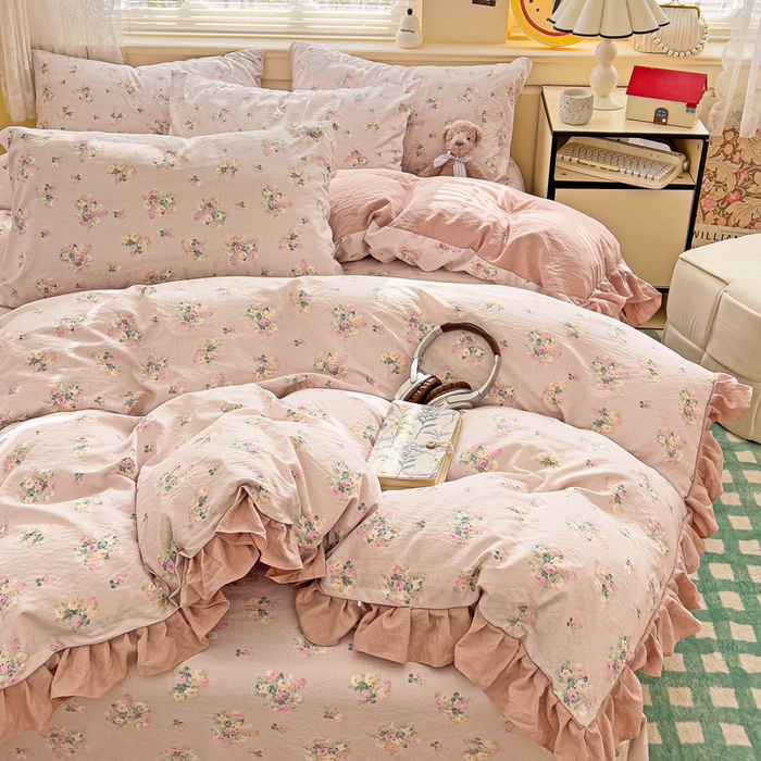 91家纺网 家纺一手货源 找家纺 纽缦家纺 2025新款云感提花双层纱韩版四件套 暗恋