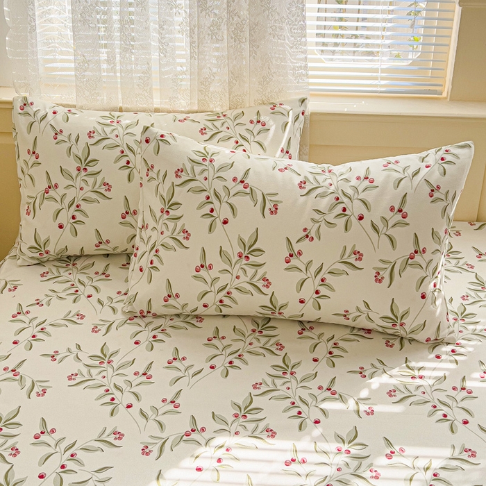 91家纺网 家纺一手货源 找家纺 极梦家纺（支持定制）  2025新款春秋130克加厚植物羊绒磨毛印花单床裙三件套 相思红果