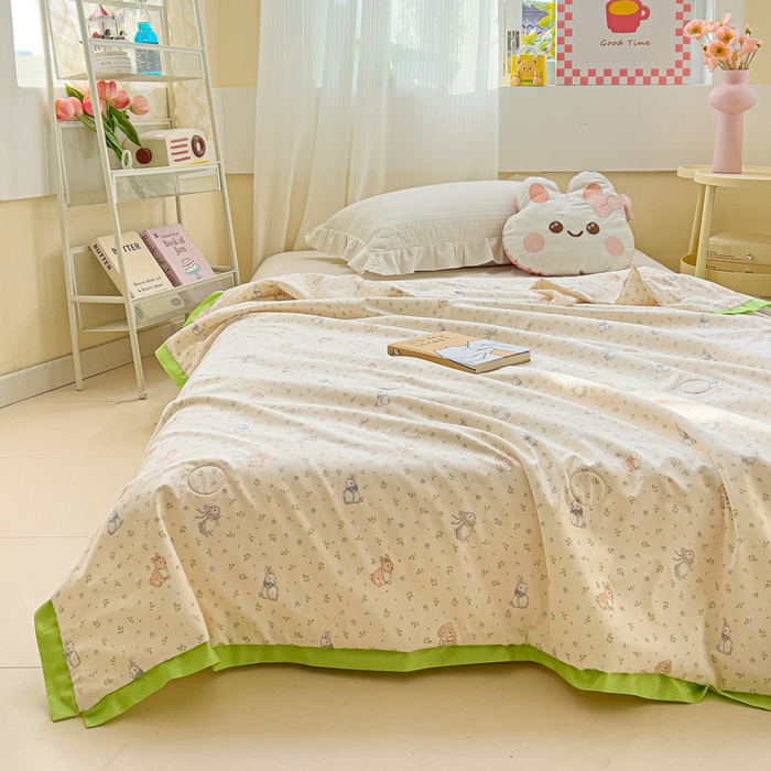 91家纺网 家纺一手货源 找家纺 十九色 2025新款液态硅胶飞边凉感奶嘴同源硅胶微重力贴身凉爽儿童夏被 小兔兔