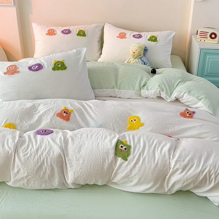 韩巢家纺  2025超柔水洗棉毛巾绣床上用品四件套-小精灵系列（提供卖家秀 ） 小精灵白绿