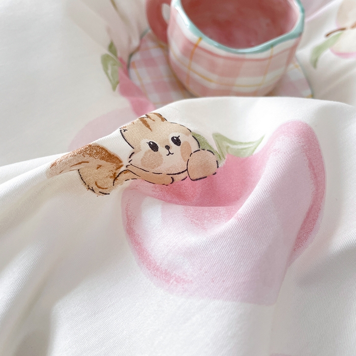 91家纺网 家纺一手货源 找家纺 丫丫家纺  2025新款13070全棉喷气小清新印花单品套件系列-四件套 蜜桃松鼠