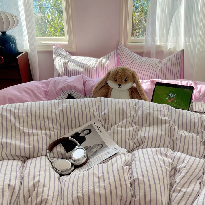 91家纺网 家纺一手货源 找家纺 雅居纺家纺 2025全棉色织水洗棉四件套 竖条紫