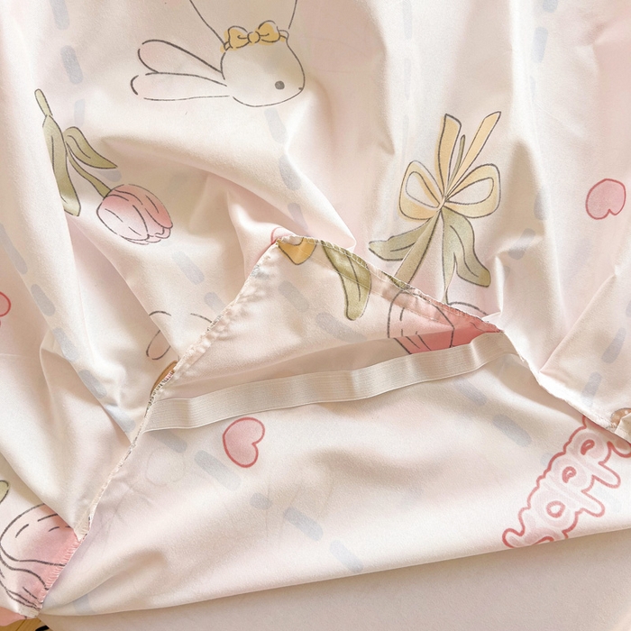 91家纺网 家纺一手货源 找家纺 极梦家纺（支持定制）  2025新款春秋130克加厚植物羊绒磨毛印花单床裙三件套 爱伊菲兔