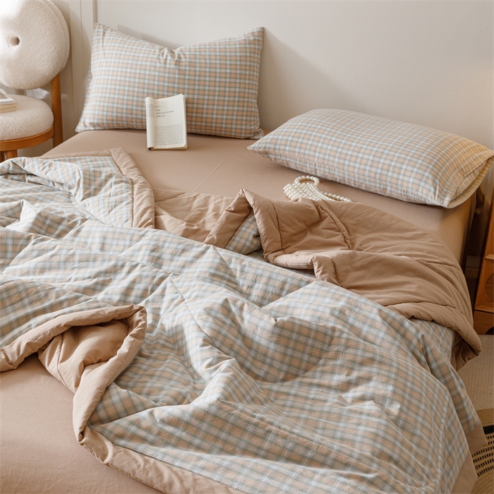 91家纺网 家纺一手货源 找家纺 恬思语家纺 2025新款全棉色织水洗棉棉花夏被  瑞吉斯 绿