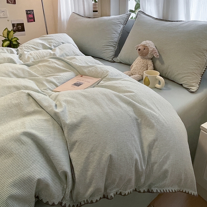 91家纺网 家纺一手货源 找家纺 蓝邻家纺 2025年新款全棉水洗棉贝壳边四件套系列 绿竖条