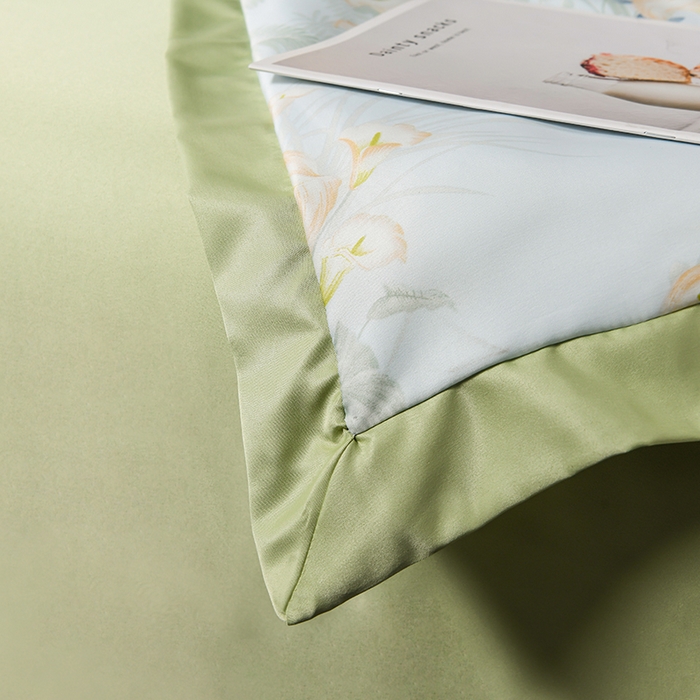 91家纺网 家纺一手货源 找家纺 千嘻汇2025新款水洗天丝真丝夏被四件套夏凉被空调被 贝加尔绿