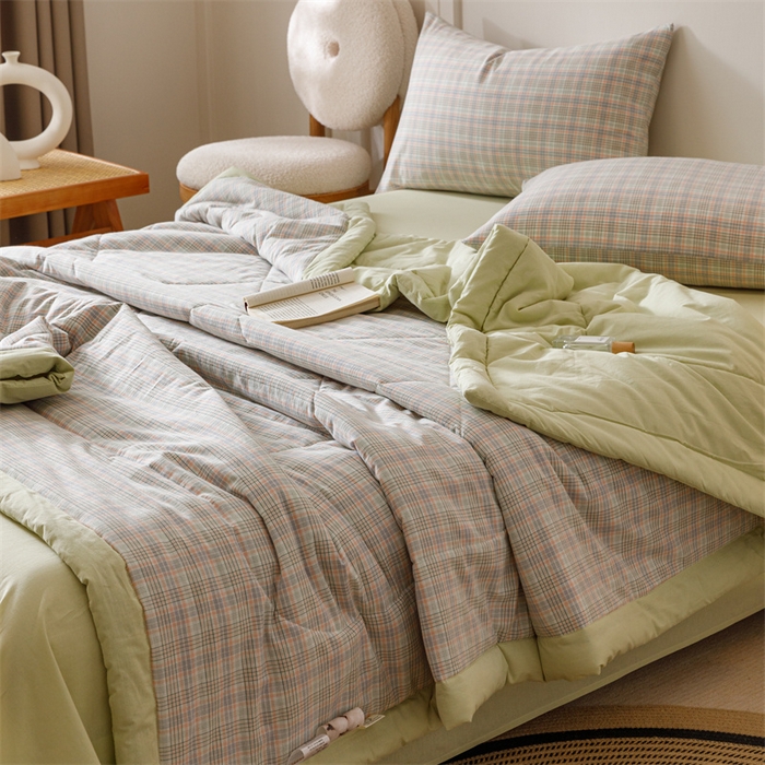 91家纺网 家纺一手货源 找家纺 恬思语家纺 2025新款全棉色织水洗棉棉花夏被  丛草集 粉