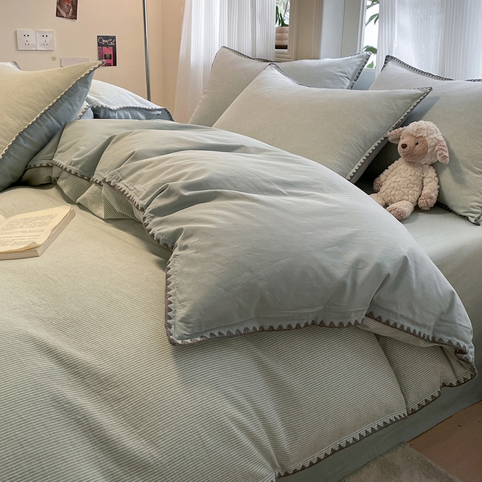 91家纺网 家纺一手货源 找家纺 蓝邻家纺 2025年新款全棉水洗棉贝壳边四件套系列 绿竖条