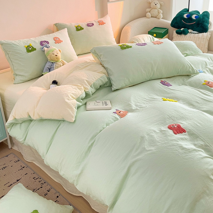 91家纺网 家纺一手货源 找家纺 韩巢家纺  2025超柔水洗棉毛巾绣床上用品四件套-小精灵系列（提供卖家秀 ） 小精灵浅黄绿